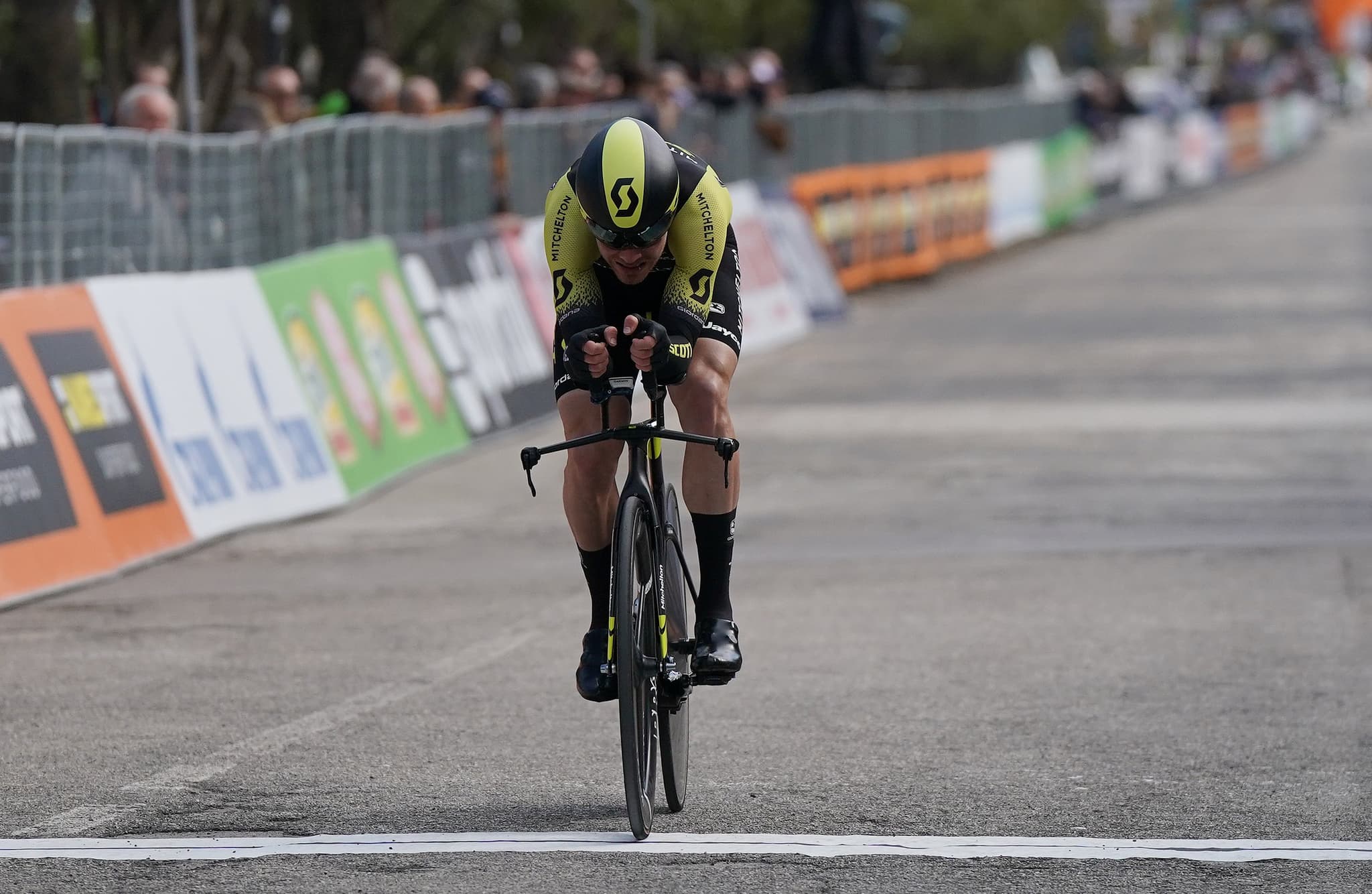 Jayco AlUla rider in time trial position