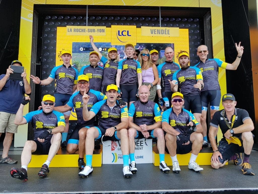 Mummu Cycling group photo in La Roche-sur-Yon, Vendée